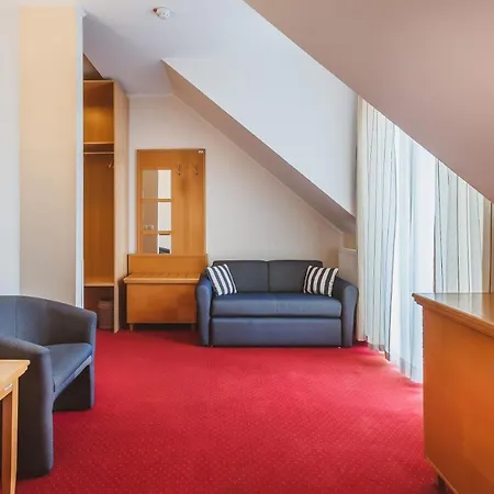 Ramada &