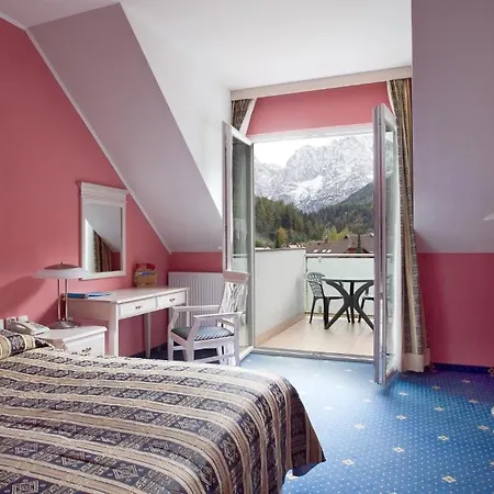 Ramada & Hotell Kranjska Gora